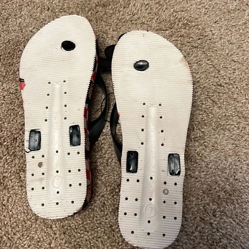 Sandals - Picture 2 of 2